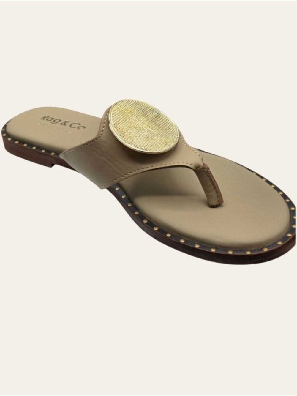 Genuine Leather Rag & Co Minimal Luxe Sandals Gold Medallion NWT 7.5 NWT - Picture 3 of 8